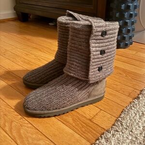Ugg Classic Cardy Gray Knit Boots - Sz 6